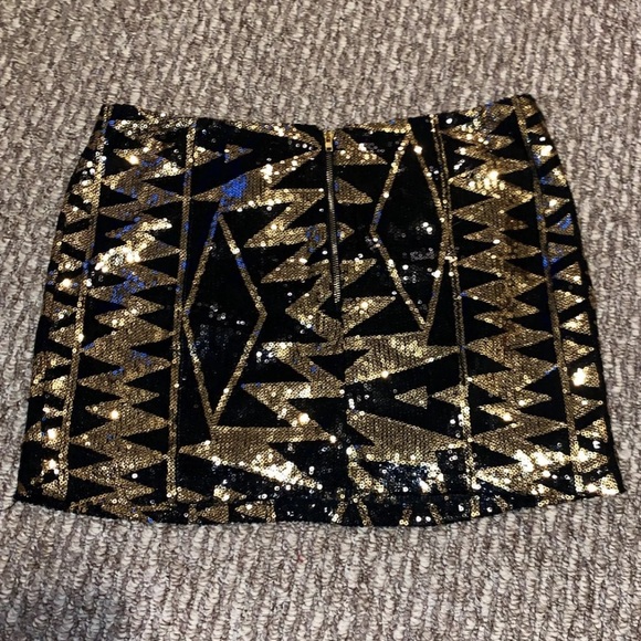 Sequin Mini Skirt - Picture 2 of 3